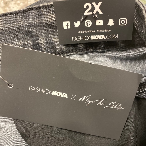 Fashion Nova Brand New Megan Thee Stallion Jeans - Picture 3 of 8